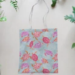 100% Cotton Fabric Dashwood Studio Coral Coast Sea Life Ocean Turtles 112cm Wide -OHSEWCRAFTY 100 cotton fabric dashwood studio coral coast sea life ocean turtles 112cm wide 4