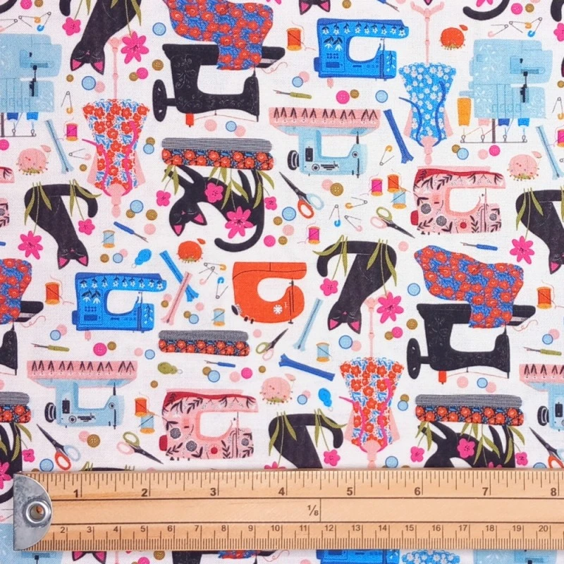 100% Cotton Fabric Nutex Purrfect Stitches Crafty Cats Sewing Machine 112cm Wide 4 100% Cotton Fabric Nutex Purrfect Stitches Crafty Cats Sewing Machine 112cm Wide - Image 2