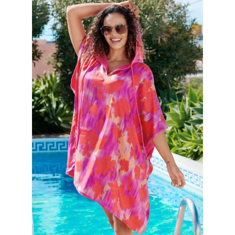 Burda Style Pattern 5807 Beach Accessories Including Hooded Poncho And Beach Bag 4 Burda Style Pattern 5807 Beach Accessories Including Hooded Poncho And Beach Bag - Image 2