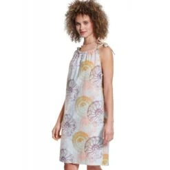 Burda Style Pattern 5810 Misses’ Easy-To-Sew Dresses With Gathered Necklines -OHSEWCRAFTY burda style pattern 5810 misses easy to sew dresses with gathered necklines 1