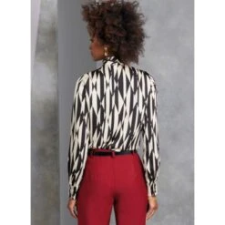 Vogue Patterns V1973 Misses' Semi-Fitted Blouse Concealed Front Button Closure 10 Vogue Patterns V1973 Misses' Semi-Fitted Blouse Concealed Front Button Closure -OHSEWCRAFTY vogue patterns v1973 misses semi fitted blouse concealed front button closure 3